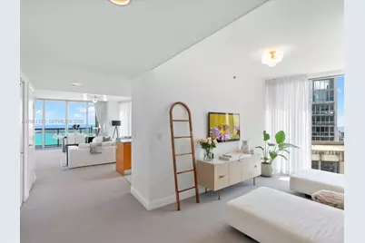 475 Brickell Ave #5507, Miami, FL 33131 - Photo 2