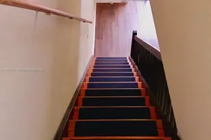 18051 NW 68th Ave, Hialeah, FL 33015 - Photo 8