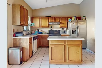 15255 SW 99th Ct, Miami, FL 33157 - Photo 4