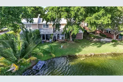 754 Banks Rd, Coconut Creek, FL 33063 - Photo 22