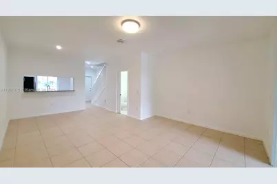 8222 SW 27th St #103, Miramar, FL 33025 - Photo 4