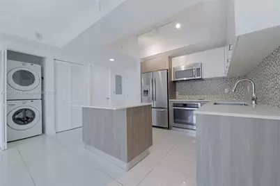 5300 Paseo Blvd #1205, Doral, FL 33166 - Photo 4