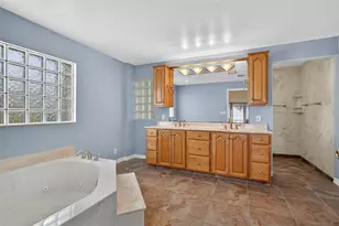 112 Camelot Ct, Royal Palm Beach, FL 33411 - Photo 32