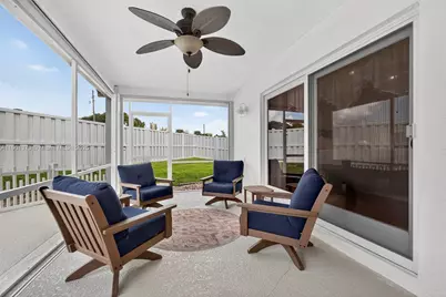 112 Camelot Ct, Royal Palm Beach, FL 33411 - Photo 48