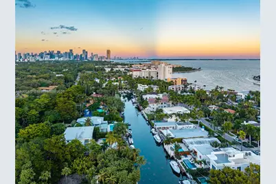 1815 Fairhaven Pl, Miami, FL 33133 - Photo 6