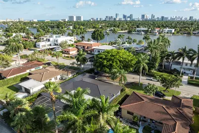 1141 N Northlake Dr, Hollywood, FL 33019 - Photo 88