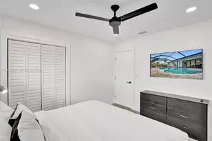 1141 N North Lake Dr, Hollywood, FL 33019 - Photo 42