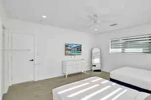 1141 N North Lake Dr, Hollywood, FL 33019 - Photo 52