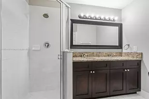 4990 Palmbrooke Cir, West Palm Beach, FL 33417 - Photo 10