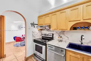 20301 W Country Club Dr, Aventura, FL 33180 - Photo 36