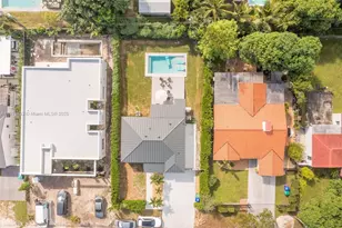 260 NE 46th St, Miami, FL 33137 - Photo 30