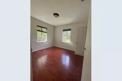 1015 NE 112th St #N, Biscayne Park, FL 33161 - Photo 12