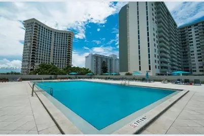 5601 Collins Ave #1115, Miami Beach, FL 33140 - Photo 10