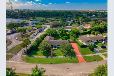 10860 SW 124th Rd, Miami, FL 33176 - Photo 46