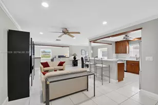 3810 Rowena Cir, West Palm Beach, FL 33417 - Photo 14