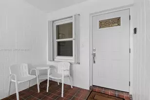 3810 Rowena Cir, West Palm Beach, FL 33417 - Photo 4