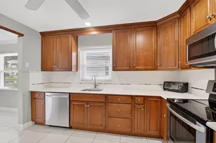 3810 Rowena Cir, West Palm Beach, FL 33417 - Photo 16