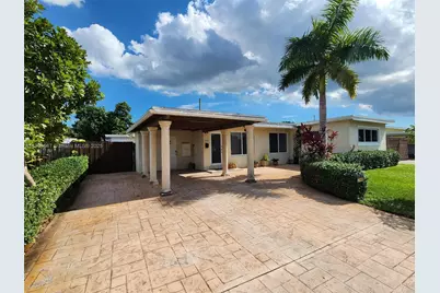 2140 SW 36th Ave, Fort Lauderdale, FL 33312 - Photo 4