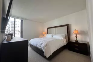 520 Brickell Key Dr, Miami, FL 33131 - Photo 10