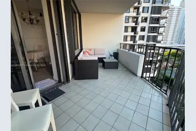 520 Brickell Key Dr #A900, Miami, FL 33131 - Photo 30