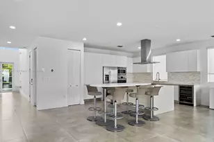 7540 NW 97th Pl, Doral, FL 33178 - Photo 14