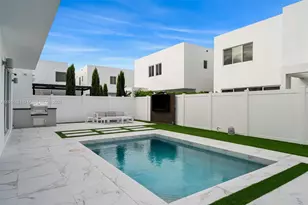 7540 NW 97th Pl, Doral, FL 33178 - Photo 20