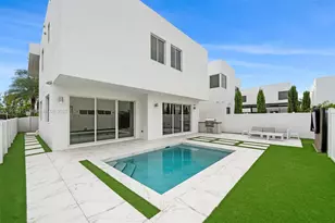 7540 NW 97th Pl, Doral, FL 33178 - Photo 18