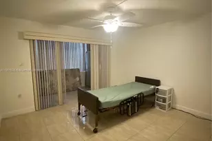 1305 W 46th St, Hialeah, FL 33012 - Photo 8