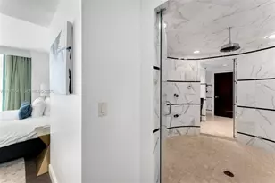 4391 Collins Ave, Miami Beach, FL 33140 - Photo 32