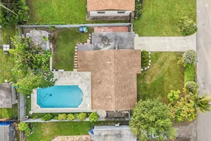 6910 SW 24th Ct, Miramar, FL 33023 - Photo 30