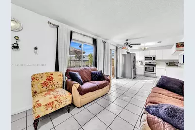 875 NW 99th Ave, Plantation, FL 33324 - Photo 28