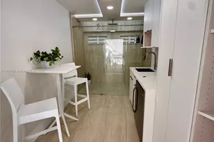 2899 Collins Ave, Miami Beach, FL 33140 - Photo 6