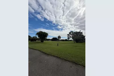 100 SW 132nd Way #205K, Pembroke Pines, FL 33027 - Photo 12