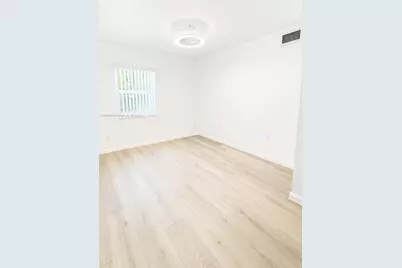 6317 Cleveland St, Hollywood, FL 33024 - Photo 4