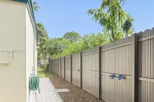 6317 Cleveland St, Hollywood, FL 33024 - Photo 10