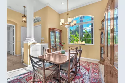 302 NW 120th Dr, Coral Springs, FL 33071 - Photo 16