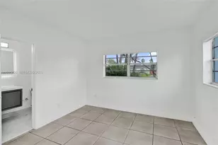 5750 NW 111th St, Hialeah, FL 33012 - Photo 20