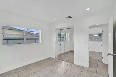 5750 NW 111th St, Hialeah, FL 33012 - Photo 18