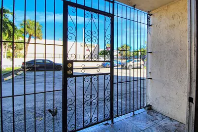 1051 SW 1st St #110, Miami, FL 33130 - Photo 12