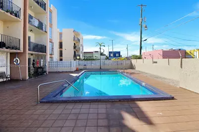 1051 SW 1st St #110, Miami, FL 33130 - Photo 14