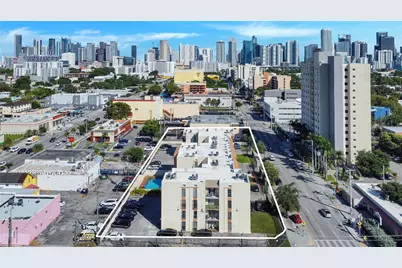 1051 SW 1st St #110, Miami, FL 33130 - Photo 2