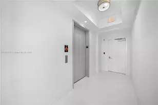 851 NE 1st Ave, Miami, FL 33132 - Photo 6
