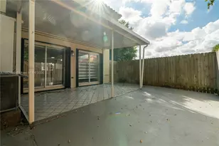 6080 W 26th Ct, Hialeah, FL 33016 - Photo 20