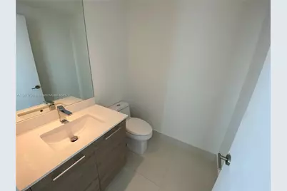 1300 S Miami Ave #2405, Miami, FL 33131 - Photo 8