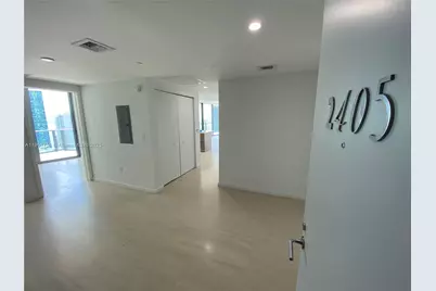 1300 S Miami Ave #2405, Miami, FL 33131 - Photo 2