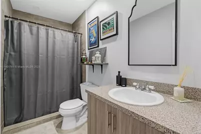 1240 NW 38th St, Miami, FL 33142 - Photo 16