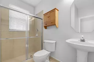 6425 SW 164th Ave, Miami, FL 33193 - Photo 24