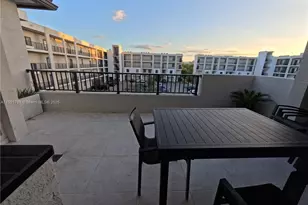 4256 NW 83rd Ave, Doral, FL 33166 - Photo 18