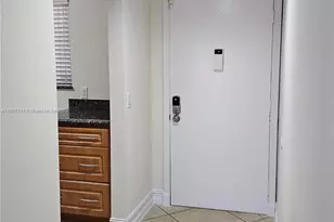 8415 SW 107th Ave, Miami, FL 33173 - Photo 6