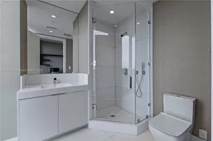 17975 Collins Ave, Sunny Isles Beach, FL 33160 - Photo 26